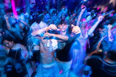 Noche de Reggaetón